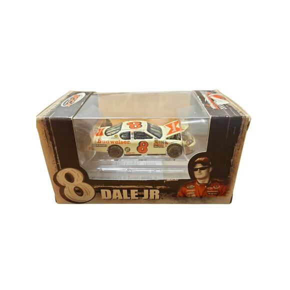 1/64 Scale - Dale Earnhardt Jr 2006 Monte Carlo SS Budweiser - Picture 1 of 5